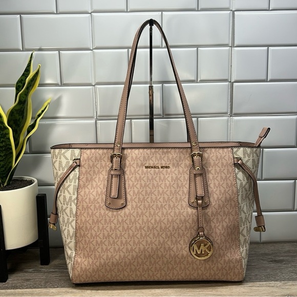 Michael Kors Pink/Cream Voyager Tote! GUC!!